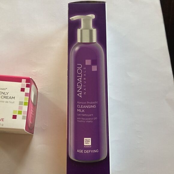 Andalou Essentials Apricot Cleansing Milk - Picture 3 of 4
